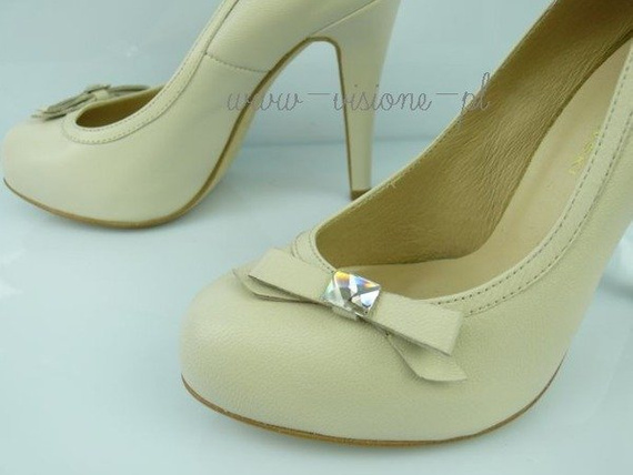 Buty BALDOWSKI Beżowe Skóra wz.622